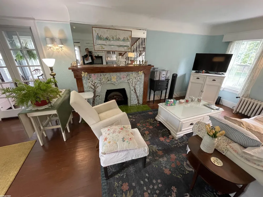 26689 Elm Street Roseville City, MI 48066