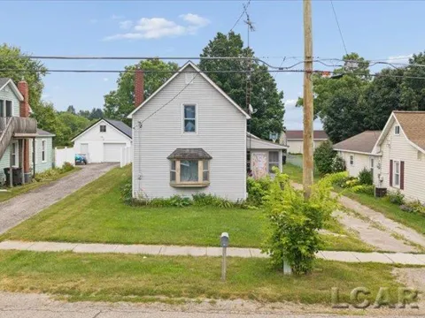 215 Woodstock Street