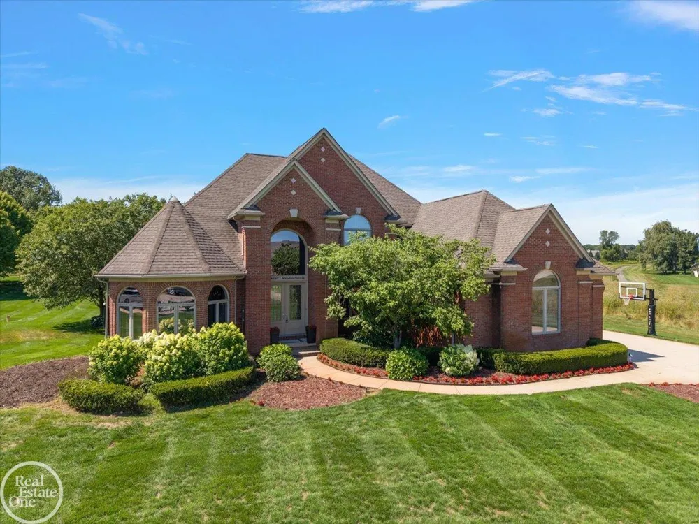 69497 Meadowbrook Lane Bruce Township, MI 48065