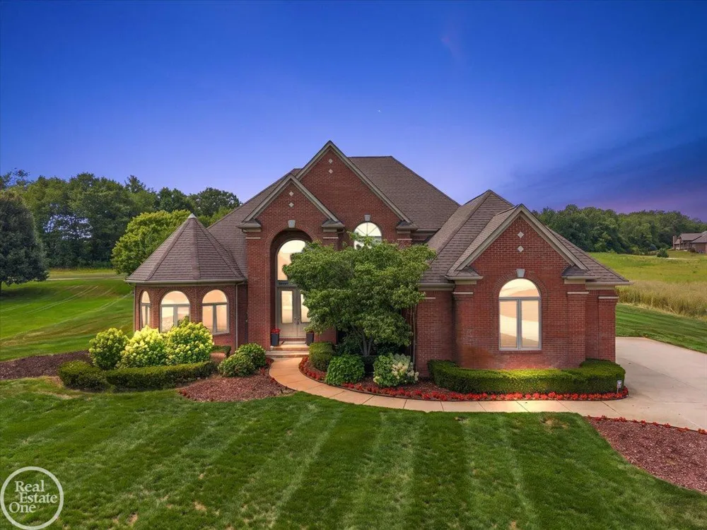 69497 Meadowbrook Lane Bruce Township, MI 48065
