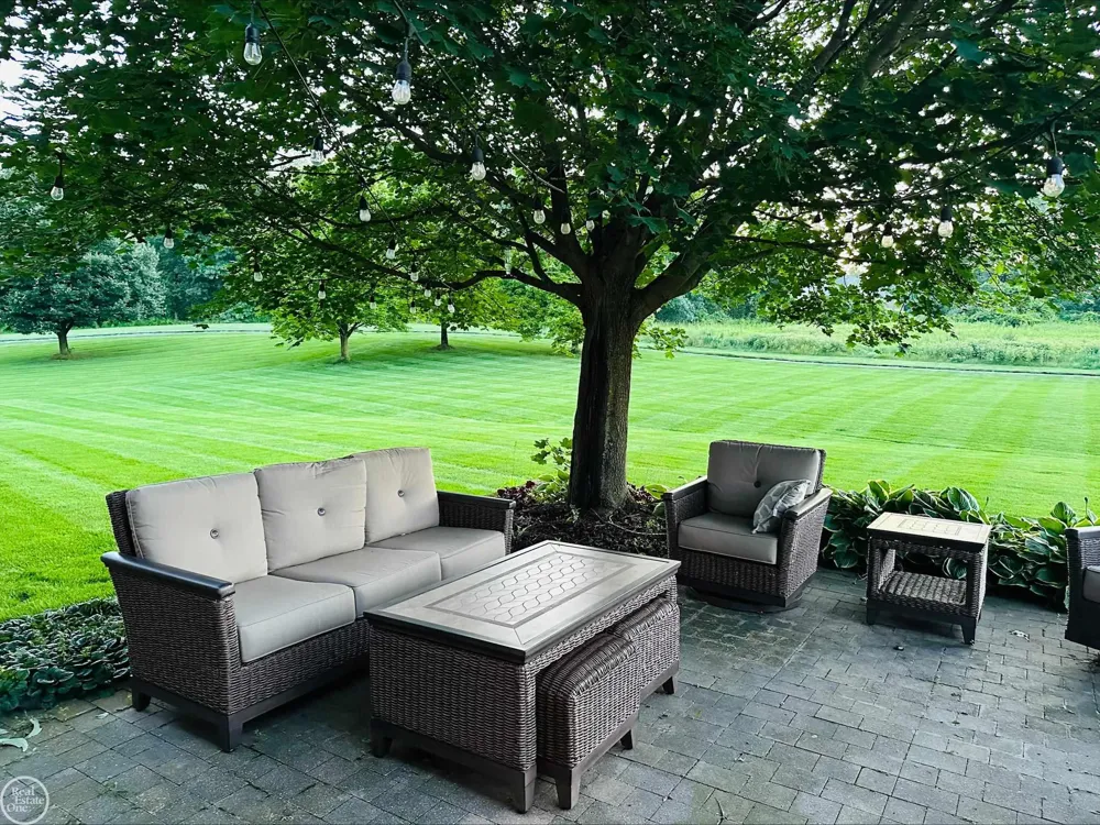 69497 Meadowbrook Lane Bruce Township, MI 48065