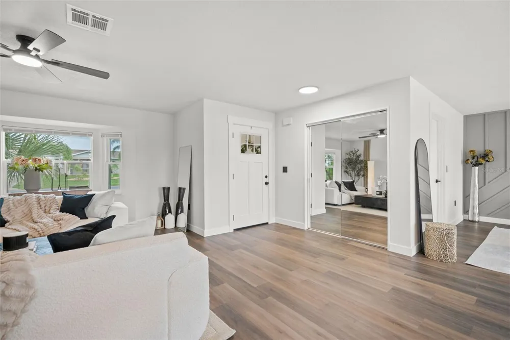 30 OAKLAND HILLS COURT Rotonda West, FL 33947