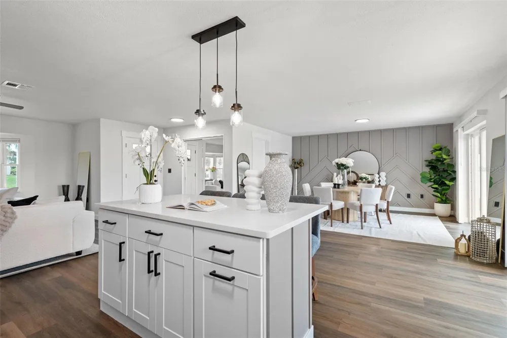 30 OAKLAND HILLS COURT Rotonda West, FL 33947