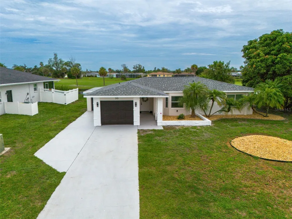 30 OAKLAND HILLS COURT Rotonda West, FL 33947