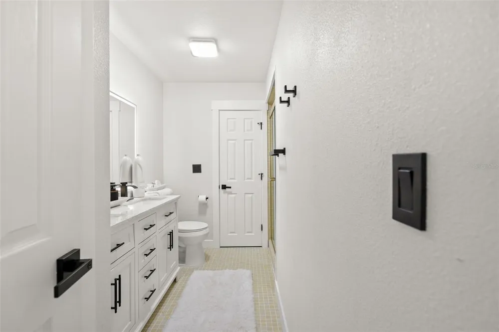 30 OAKLAND HILLS COURT Rotonda West, FL 33947