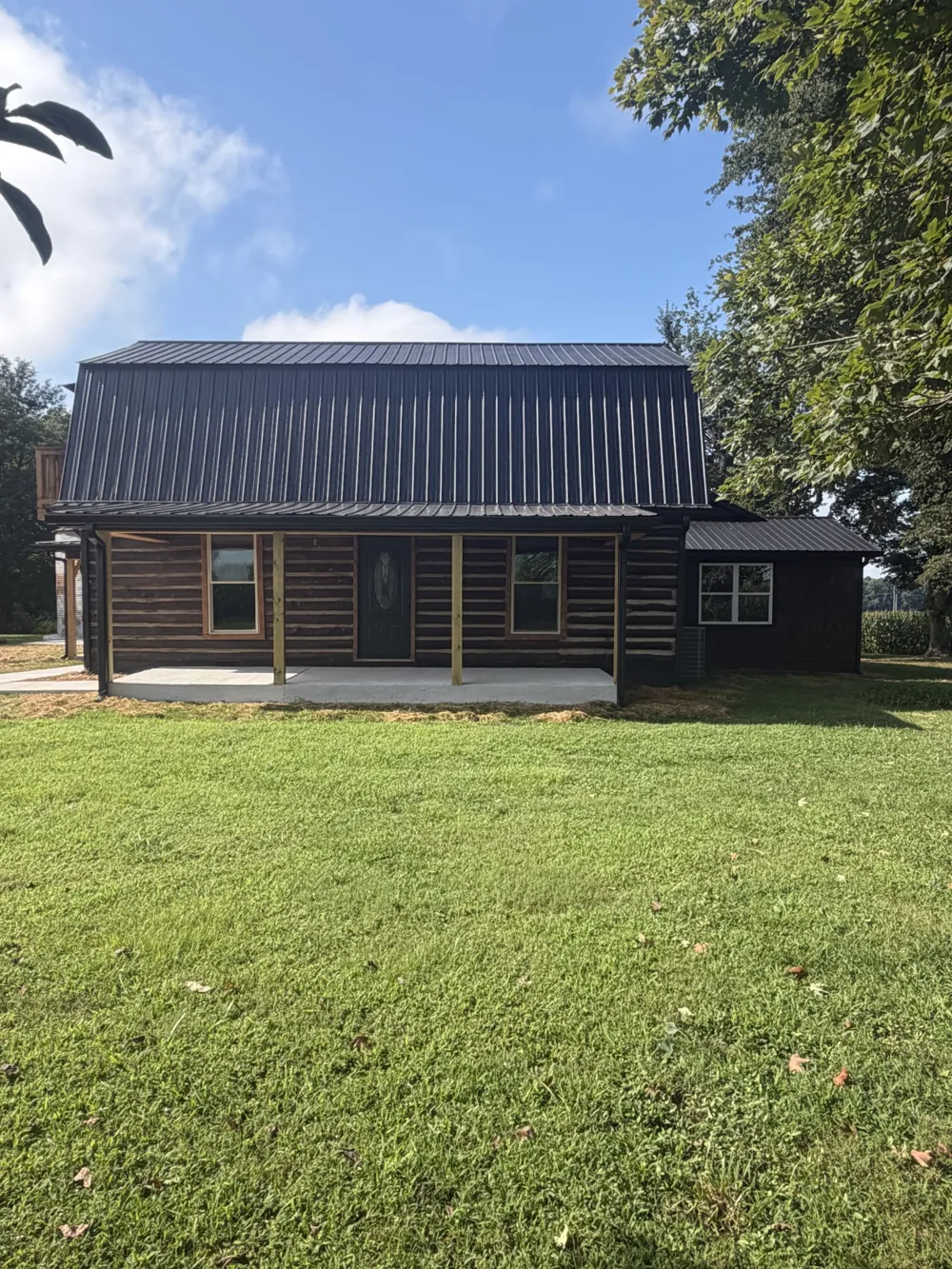 231 JJ Ln Hillsboro, TN 37342