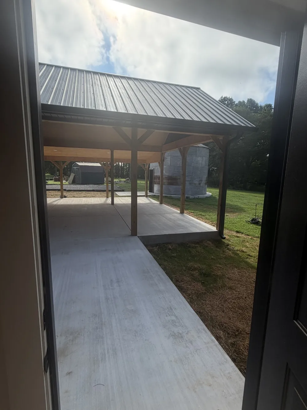 231 JJ Ln Hillsboro, TN 37342