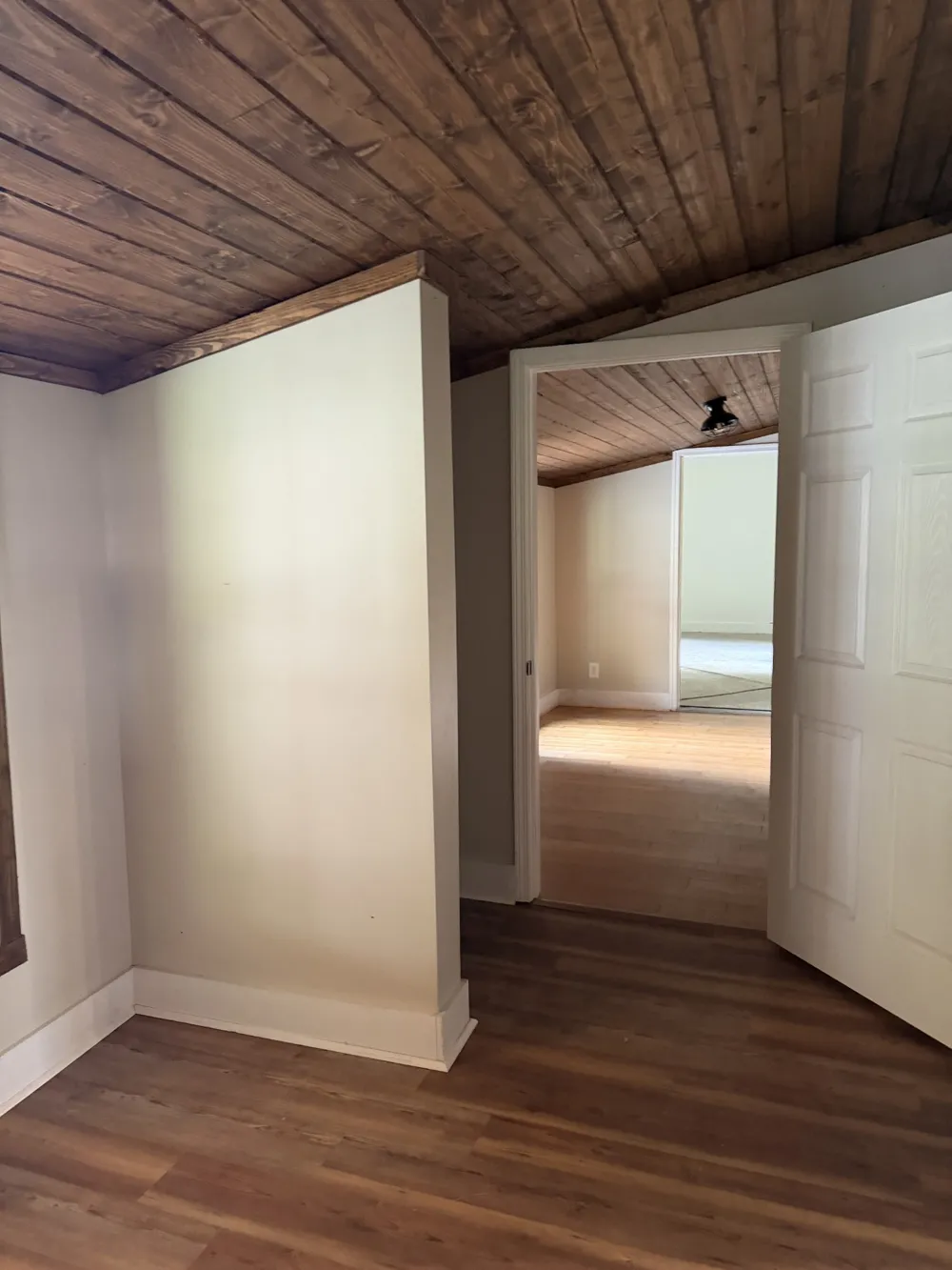 231 JJ Ln Hillsboro, TN 37342