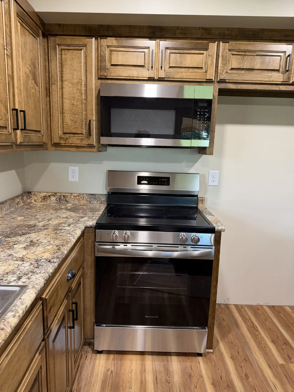 231 JJ Ln Hillsboro, TN 37342