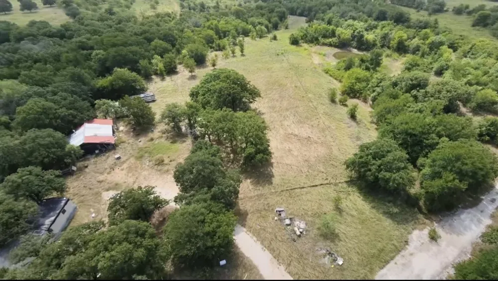 772 County Road 1749 Chico, TX 76431