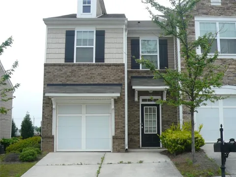 2176 Executive Drive