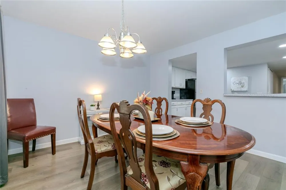 3058 Westwood Way Alpharetta, GA 30004
