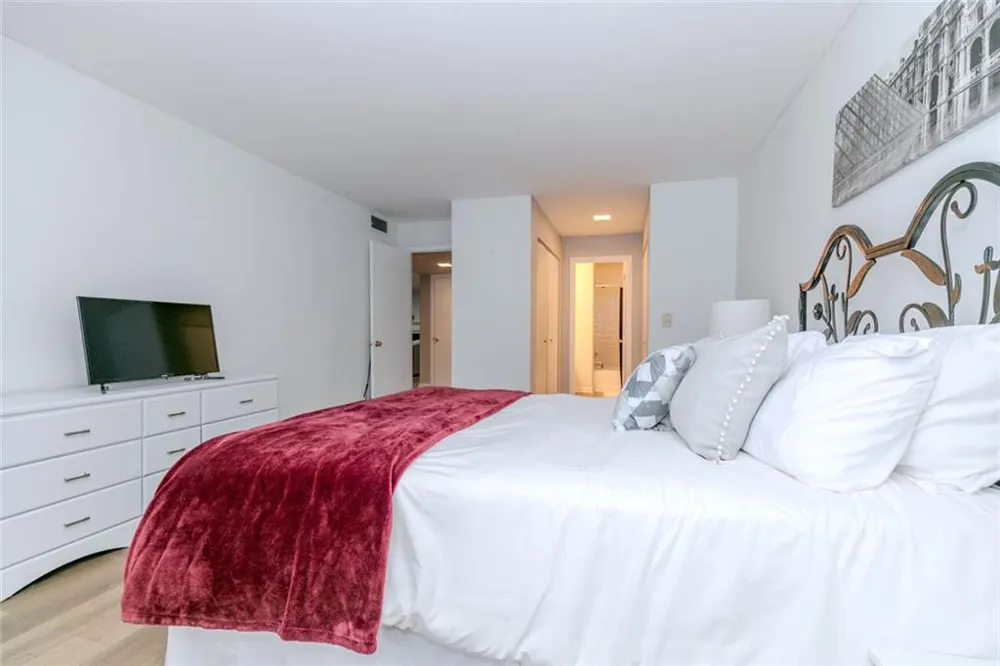 3058 Westwood Way Alpharetta, GA 30004