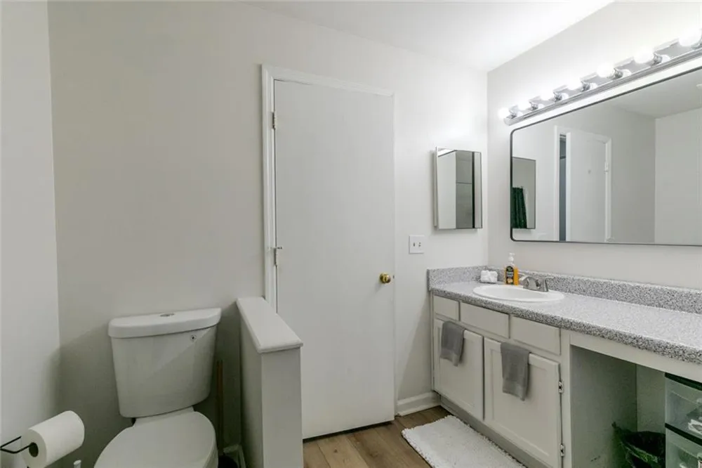 3058 Westwood Way Alpharetta, GA 30004