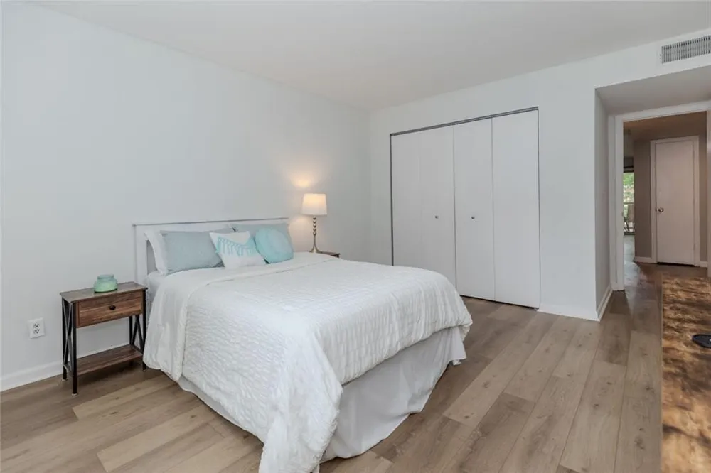3058 Westwood Way Alpharetta, GA 30004