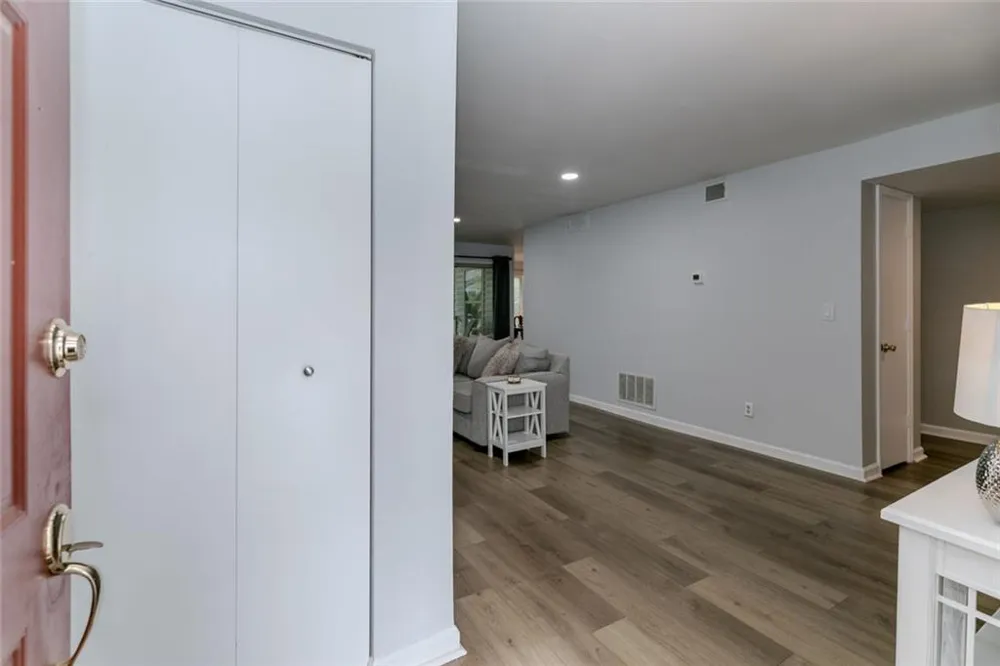 3058 Westwood Way Alpharetta, GA 30004