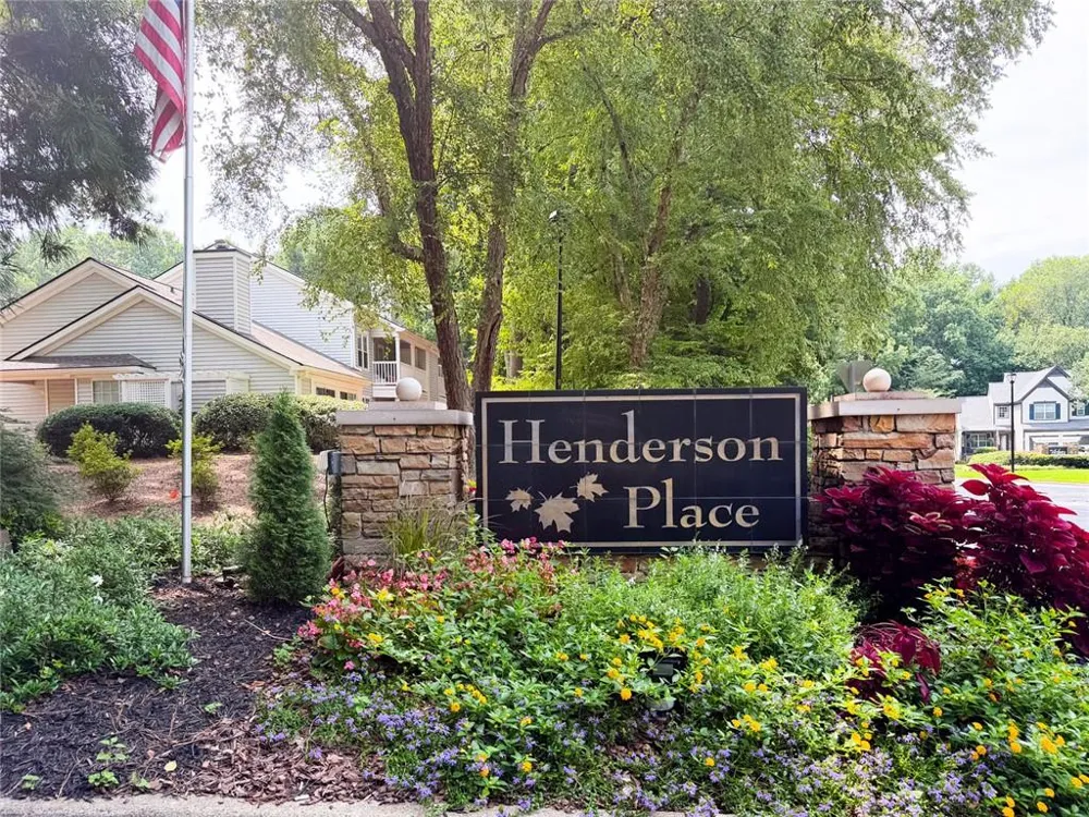 3058 Westwood Way Alpharetta, GA 30004
