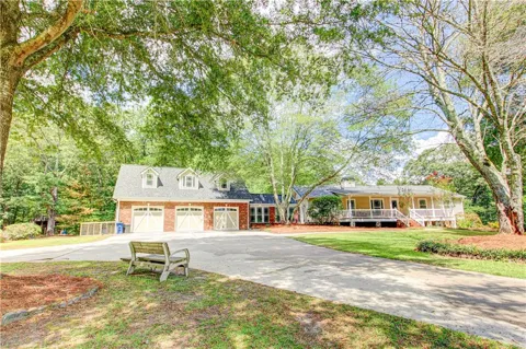 3861 Post Road