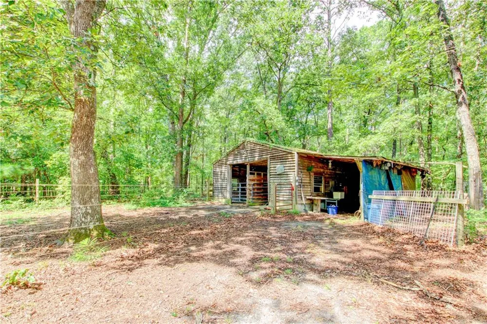 3861 Post Road Winston, GA 30187
