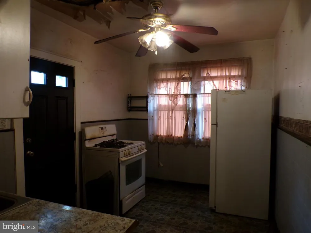 5662 HEISKELL STREET Philadelphia, PA 19144