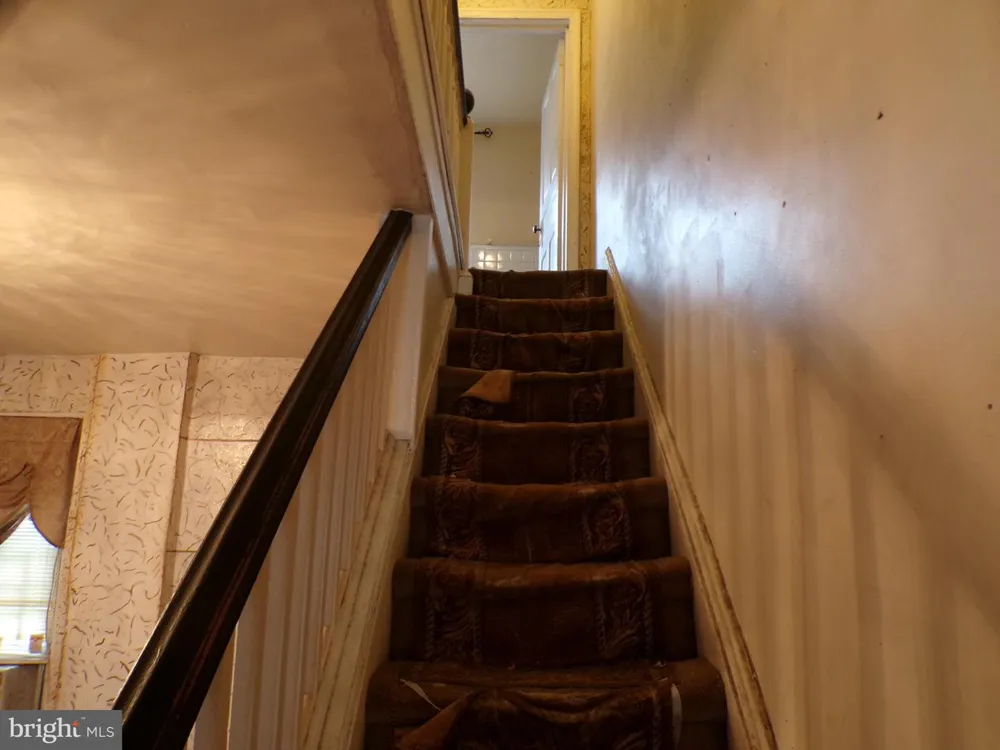 5662 HEISKELL STREET Philadelphia, PA 19144