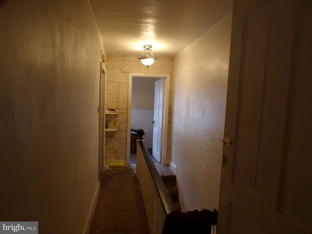 5662 HEISKELL STREET Philadelphia, PA 19144