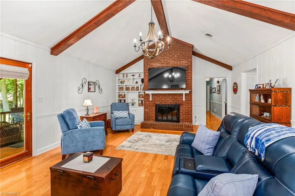 216 Vancouver Court Kernersville, NC 27284