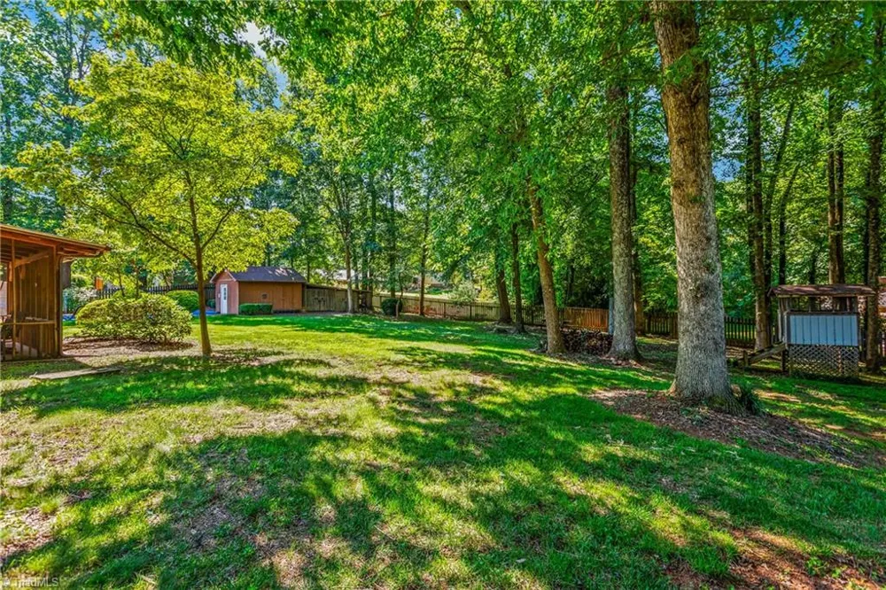 216 Vancouver Court Kernersville, NC 27284