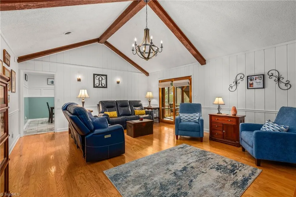 216 Vancouver Court Kernersville, NC 27284