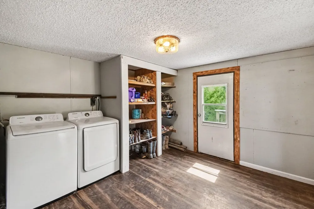 17290 Pierce Road Unknown, MI 49346