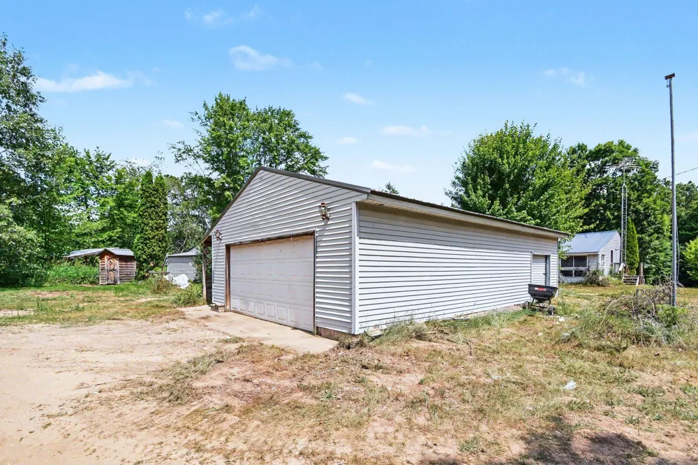 17290 Pierce Road Unknown, MI 49346
