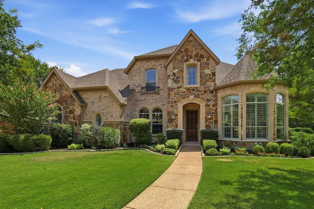 421 Copperfield Street Southlake, TX 76092
