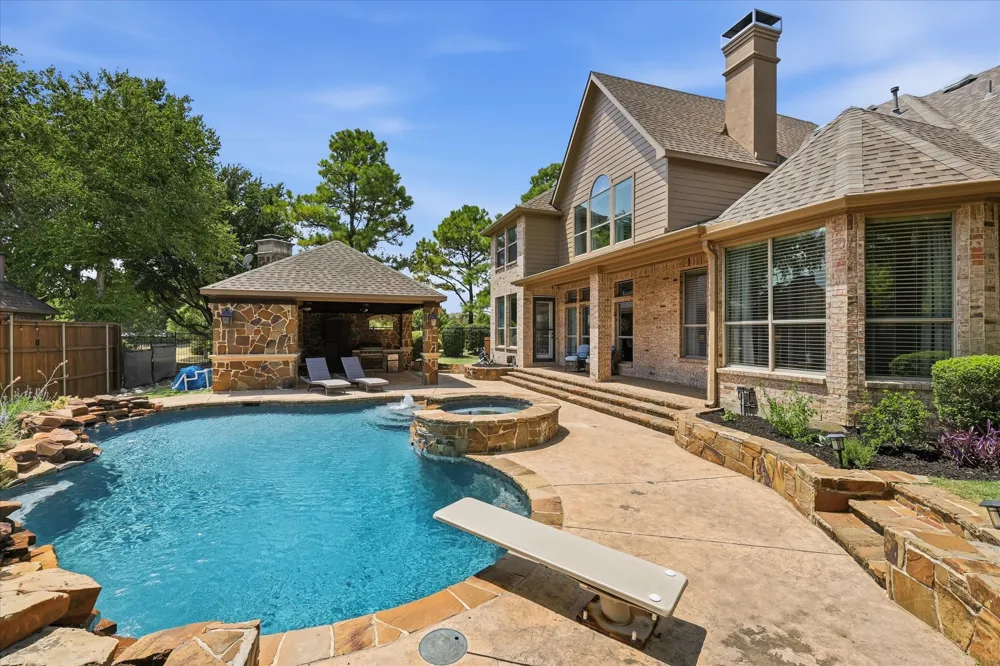 421 Copperfield Street Southlake, TX 76092