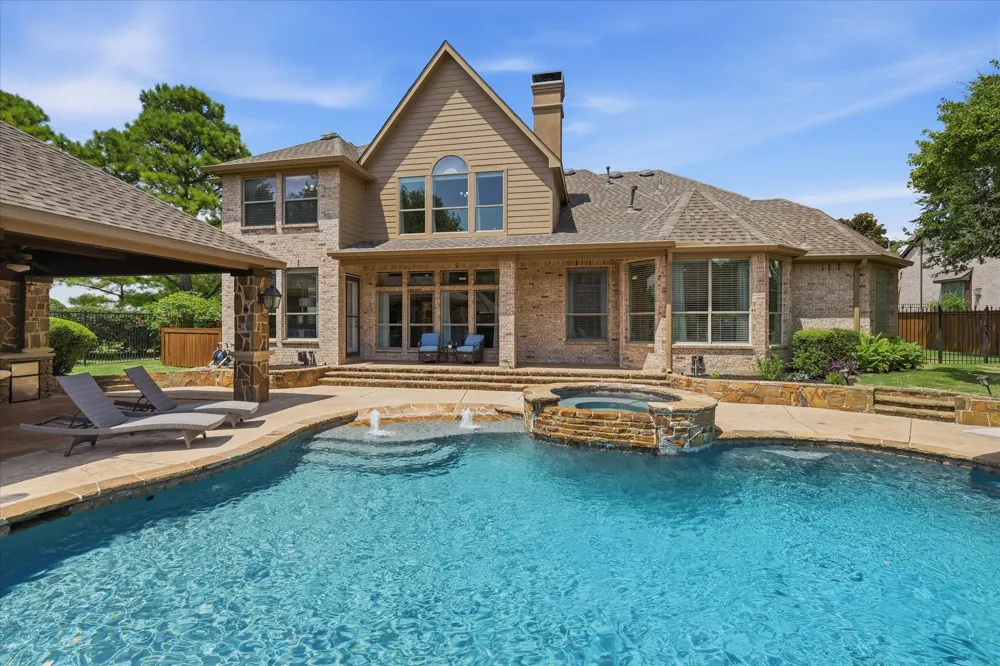 421 Copperfield Street Southlake, TX 76092