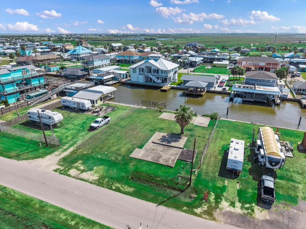 1295 Crystal Beach Road Crystal Beach, TX 77650