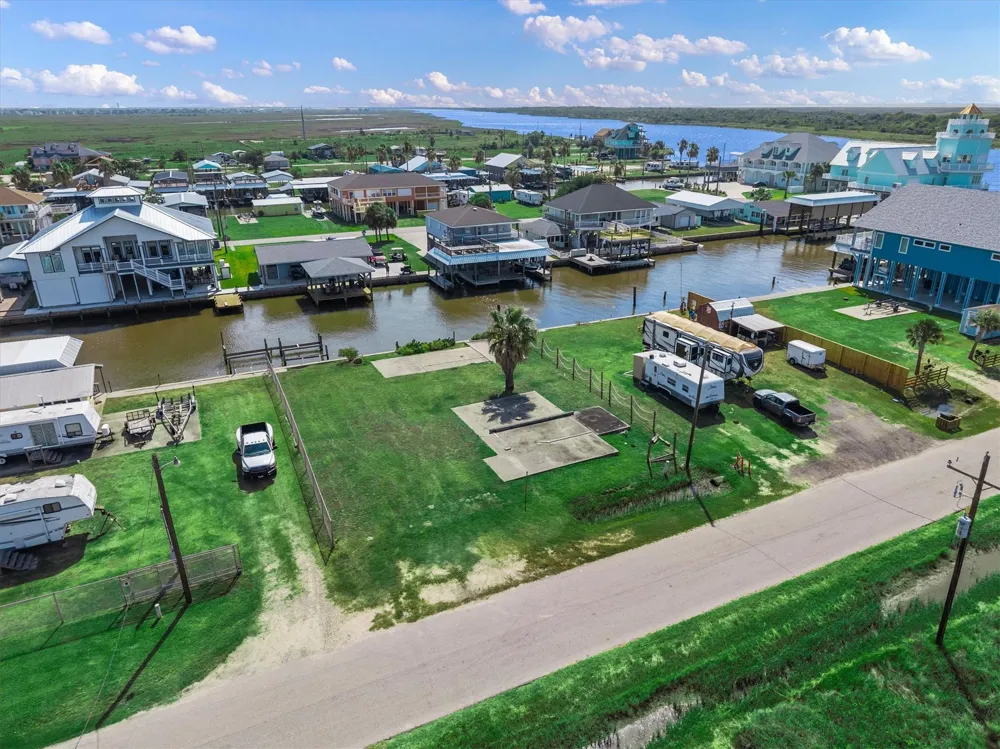 1295 Crystal Beach Road Crystal Beach, TX 77650