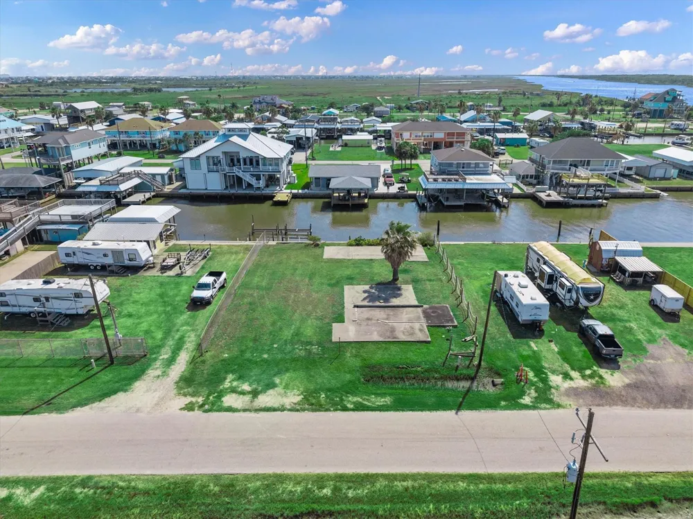 1295 Crystal Beach Road Crystal Beach, TX 77650