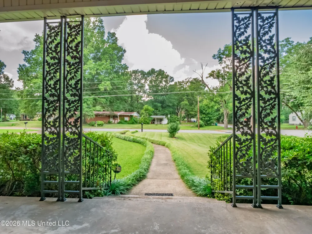 400 Butler Street Sardis, MS 38666