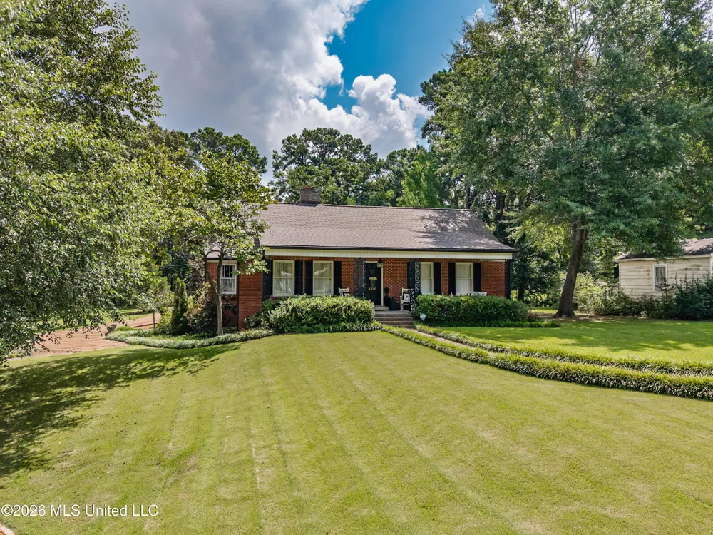 400 Butler Street Sardis, MS 38666