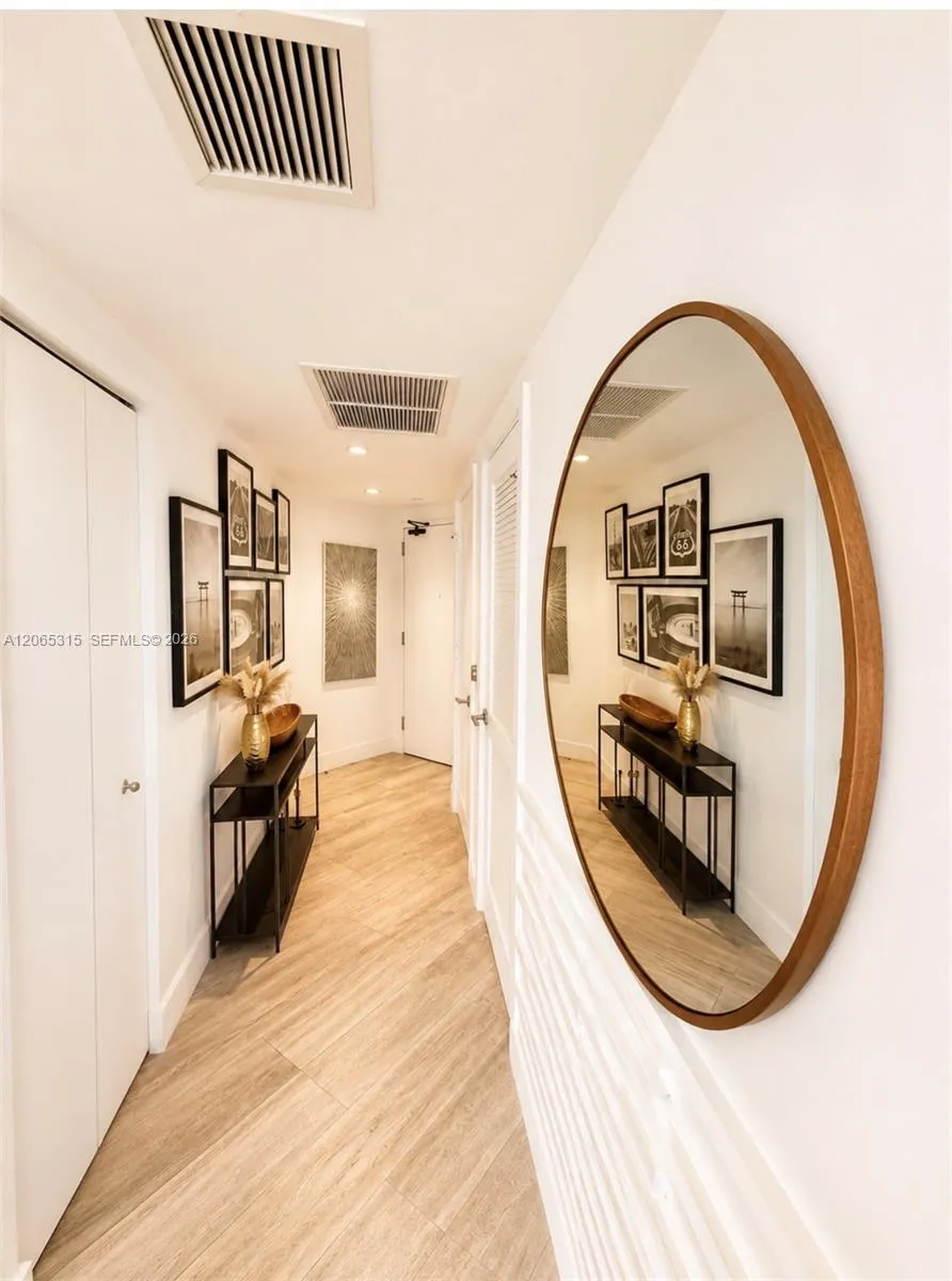 121 NE 34th St #904 Miami, FL 33137