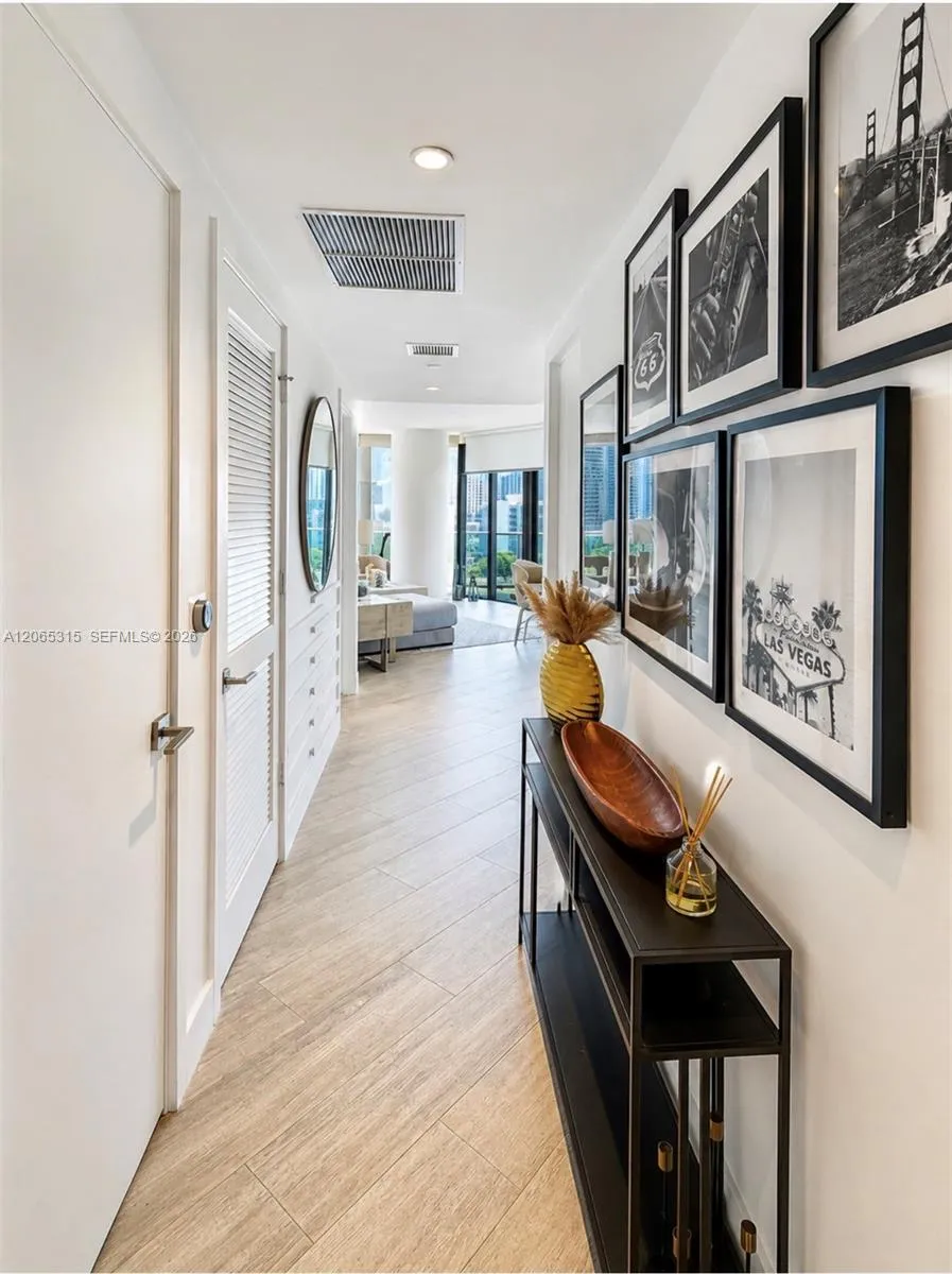 121 NE 34th St #904 Miami, FL 33137