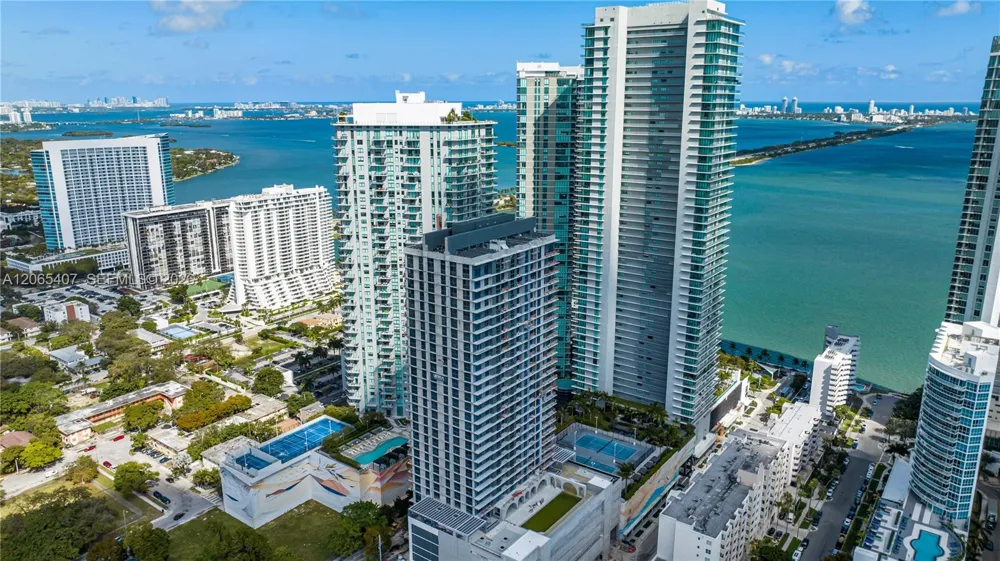 650 NE 32nd St #1501 Miami, FL 33137