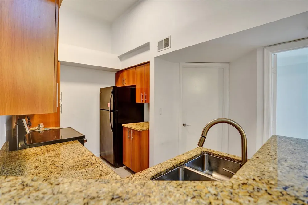 1050 CRYSTAL WAY Delray Beach, FL 33444