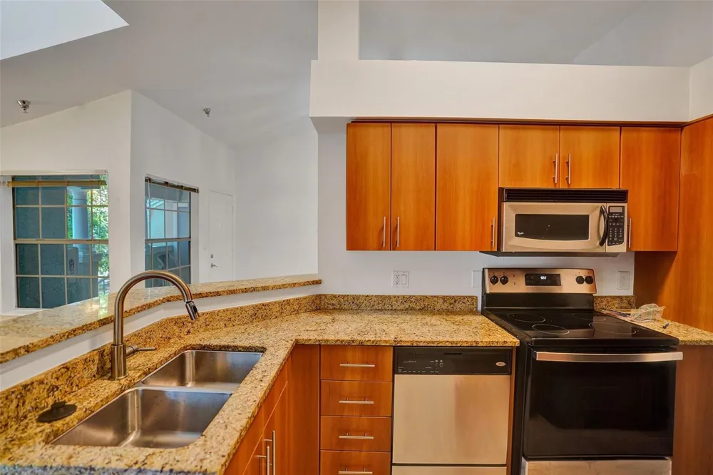 1050 CRYSTAL WAY Delray Beach, FL 33444