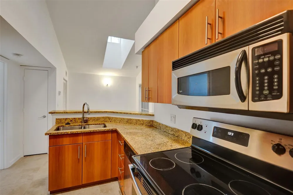 1050 CRYSTAL WAY Delray Beach, FL 33444