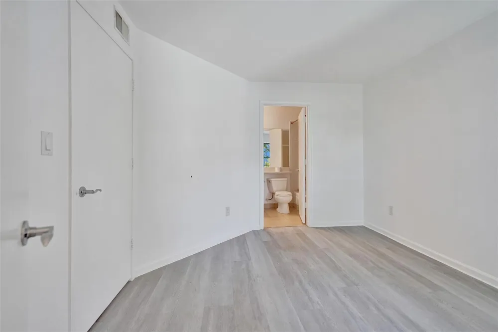 1050 CRYSTAL WAY Delray Beach, FL 33444