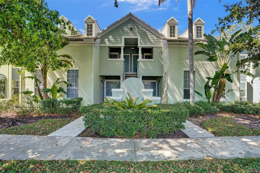 1050 CRYSTAL WAY Delray Beach, FL 33444