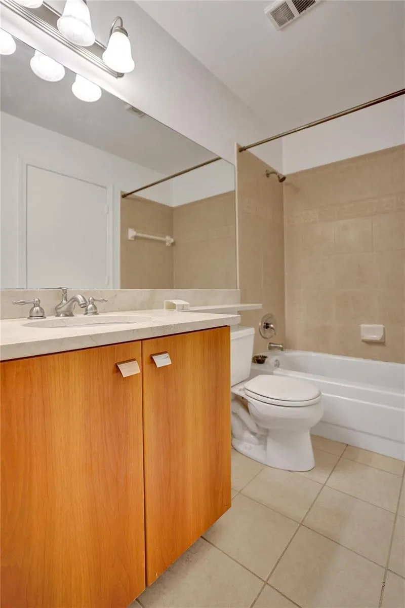 1050 CRYSTAL WAY Delray Beach, FL 33444