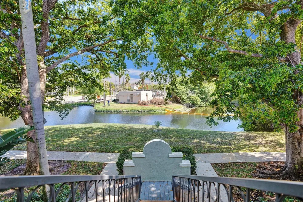 1050 CRYSTAL WAY Delray Beach, FL 33444