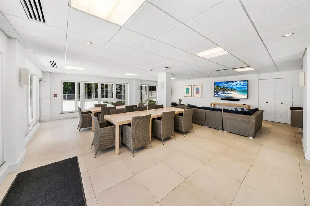 2066 OCEAN BOULEVARD #2NE Boca Raton, FL 33431